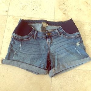 Indigo Blue maternity jean shorts XS